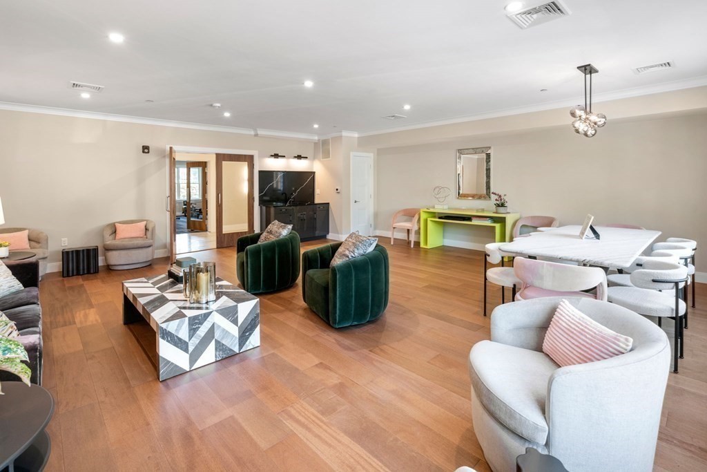 425 Lagrange Street, Unit 107 Boston, MA 02132 - Photo 15 of 20