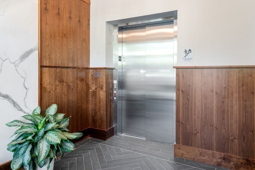 425 Lagrange Street, Unit 107 Boston, MA 02132 - Photo 3 of 20