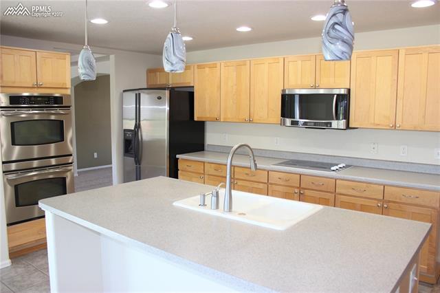 8611 Del Rio Road Peyton, CO 80831 - Photo 2 of 26