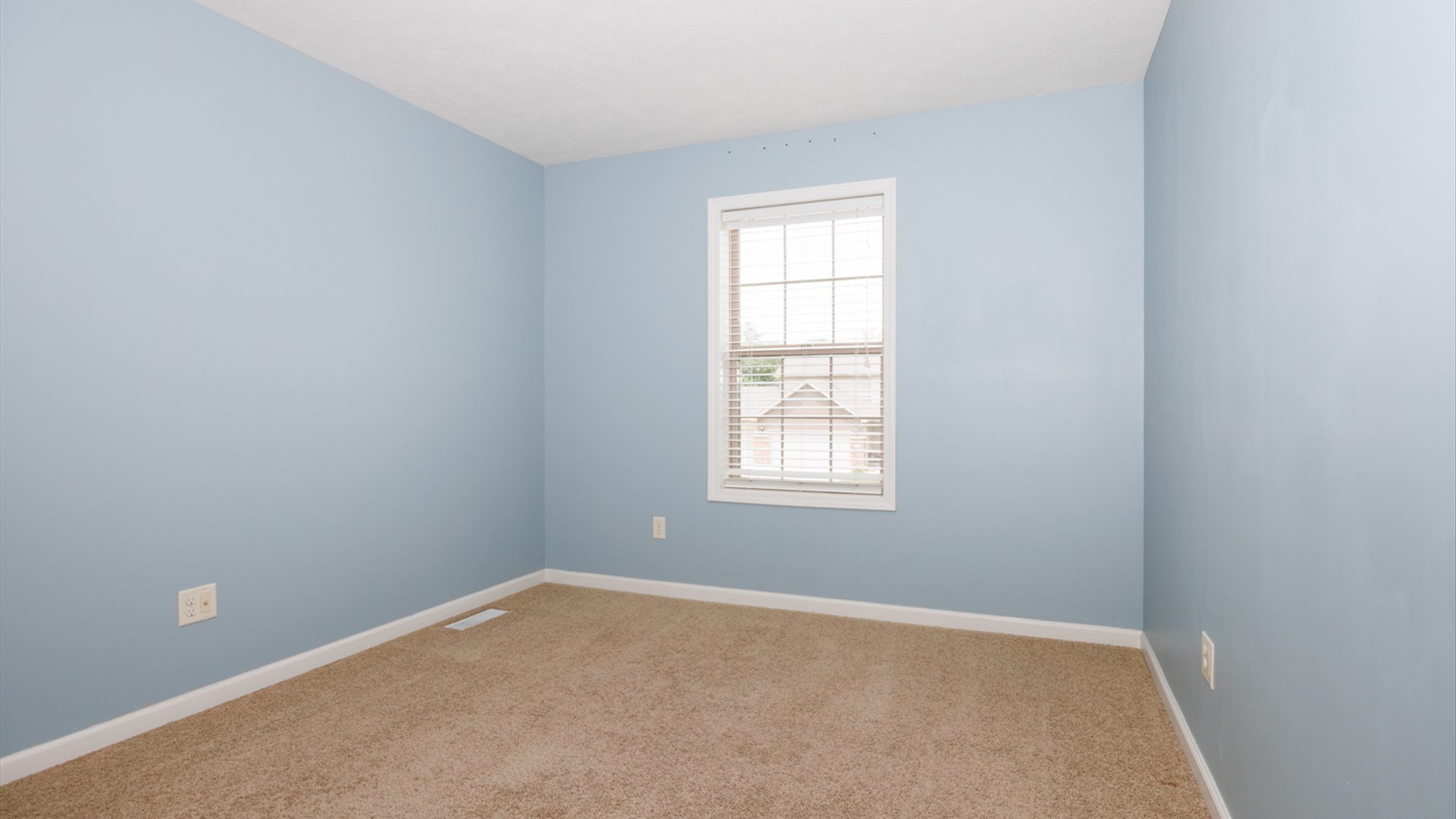 901 Vanderbilt Drive Normal, IL 61761 - Photo 36 of 52 Gallery Image 36