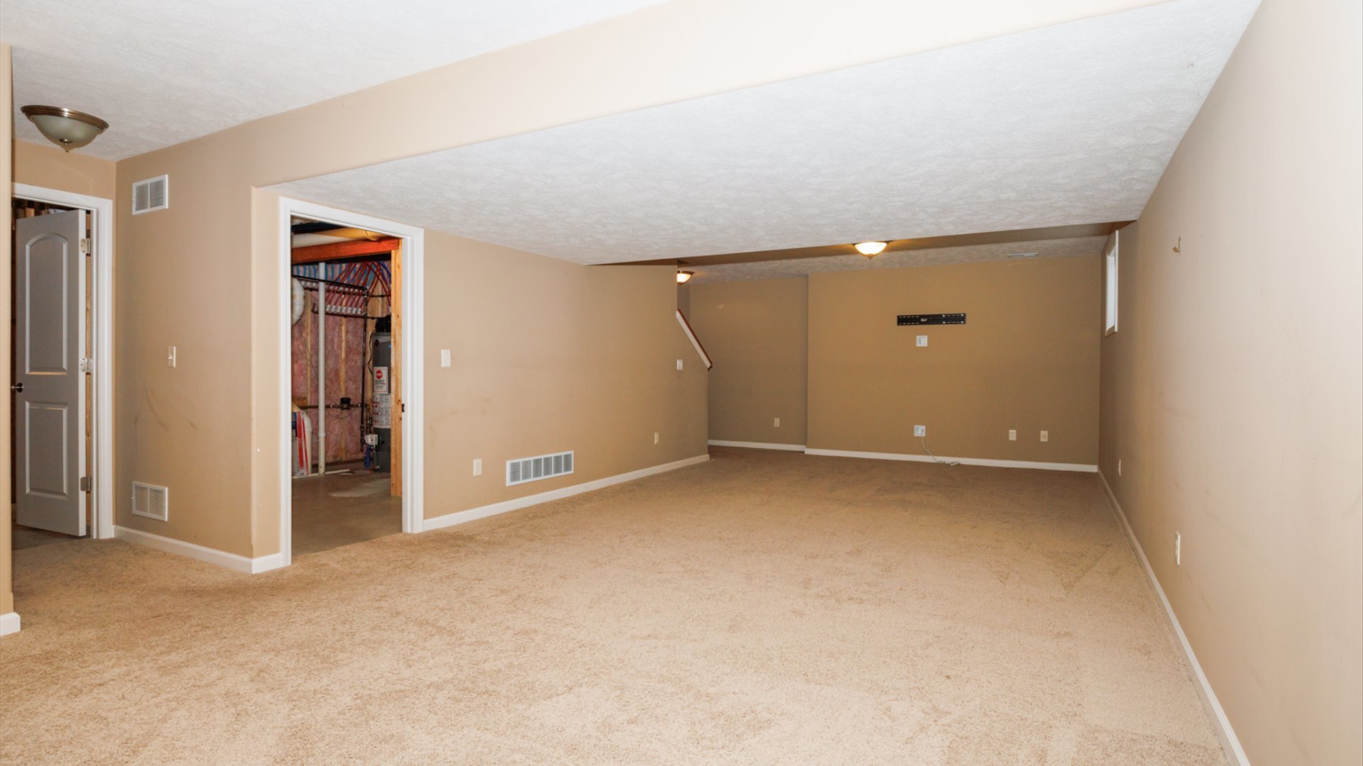 901 Vanderbilt Drive Normal, IL 61761 - Photo 46 of 52 Gallery Image 46