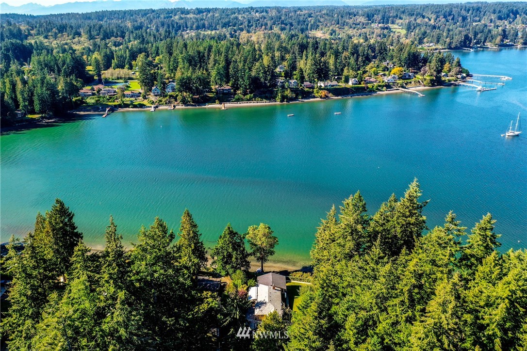 16139 Virginia Point Road Northeast Poulsbo, WA 98370 - Photo 2 of 40