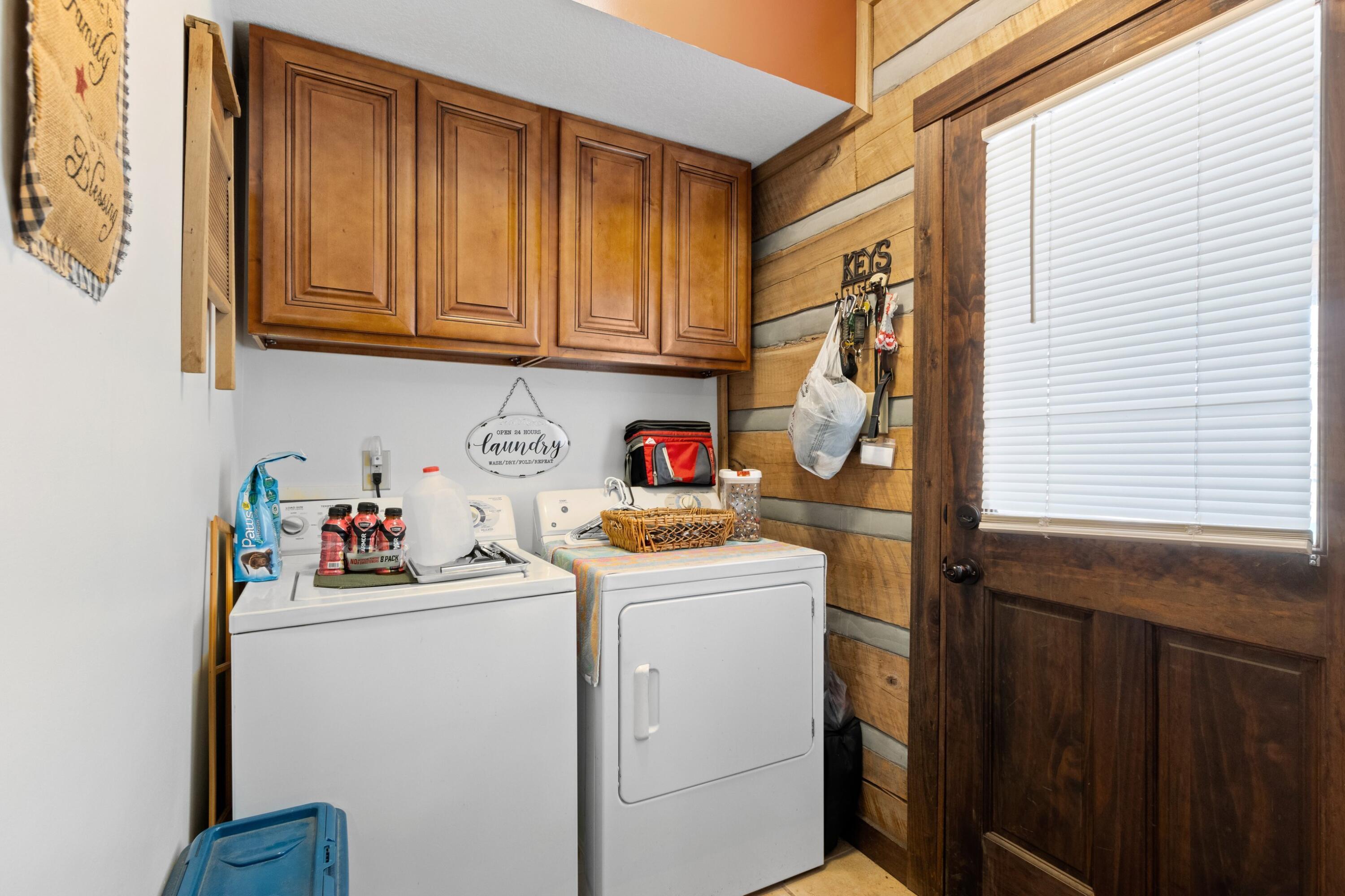 309 Clemon Road Whitesburg, TN 37891 - Photo 9 of 68 DMG_4009.jpg-SMALL