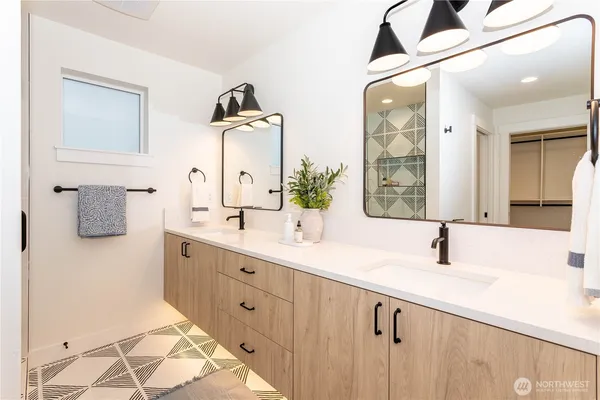 $1,199,000 | 7341 21st Avenue Northeast, Unit B, Seattle, WA 98115