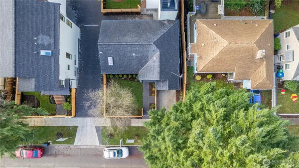 $1,199,000 | 7341 21st Avenue Northeast, Unit B, Seattle, WA 98115