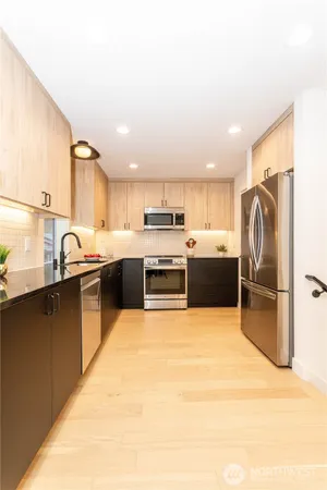 $1,199,000 | 7341 21st Avenue Northeast, Unit B, Seattle, WA 98115
