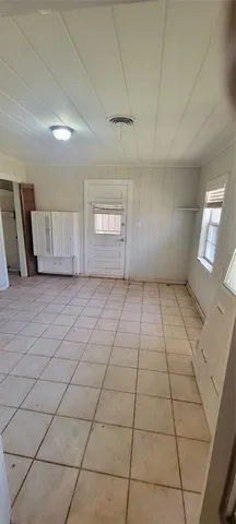 $197,747 | 2517 Forest Avenue, Fort Worth, TX 76112