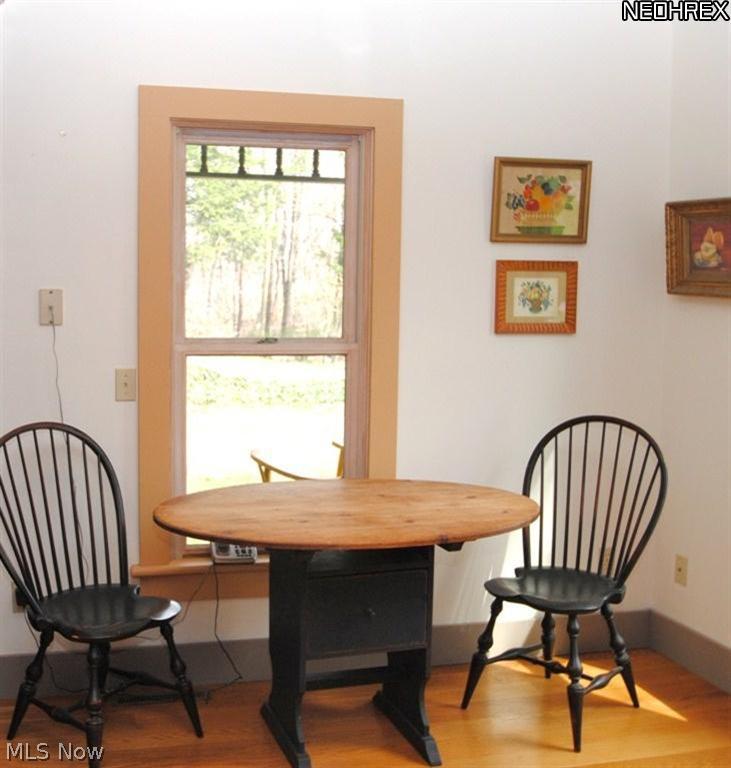 478 Koontz Road Wadsworth, OH 44281 - Photo 6 of 19 Gorgeous wood floors grace the kitchen and informal eating area.