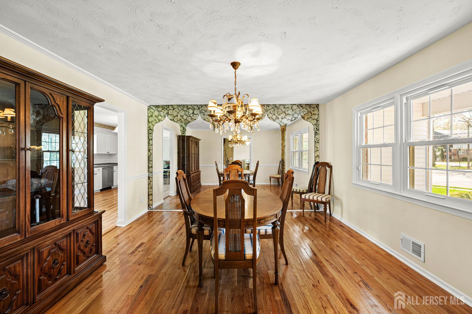 2 Paula Street Edison, NJ 08820 - Photo 17 of 57 Gallery Image 17