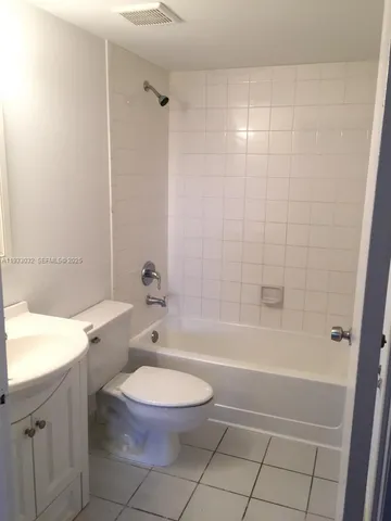 $270,000 | 8145 Northwest 7th Street, Unit 406, Miami, FL 33126