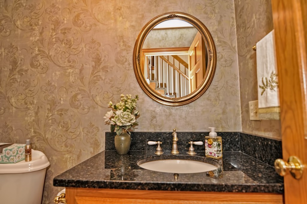 53 Jefferson Road Franklin, MA 02038 - Photo 17 of 30 Gallery Image 17