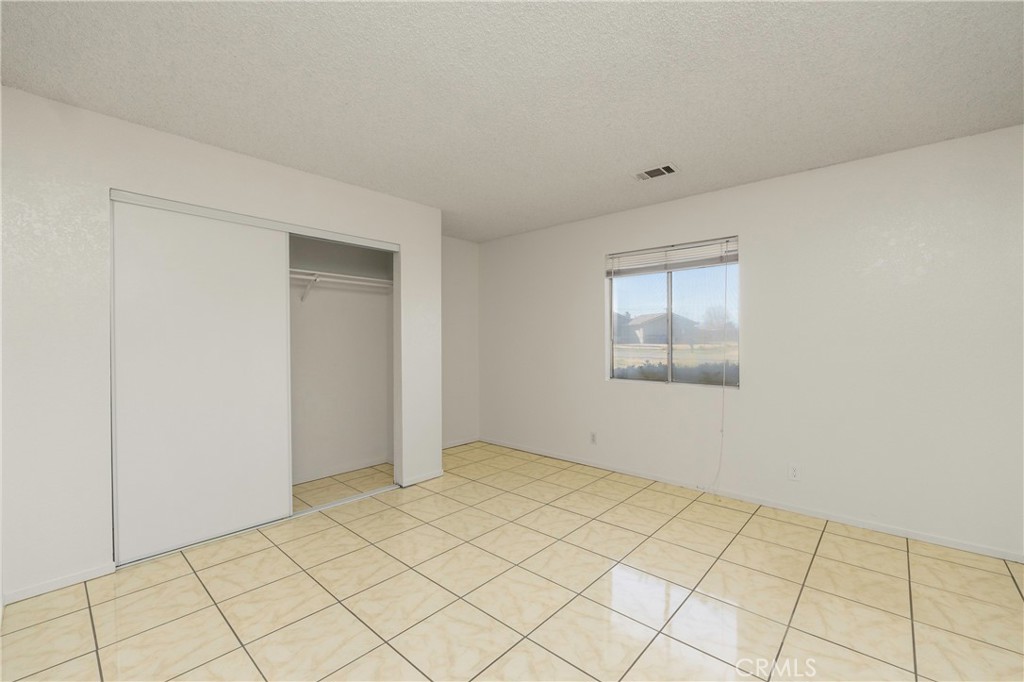 11135 Truchas Road Apple Valley, CA 92308 - Photo 17 of 35 a view of an empty room