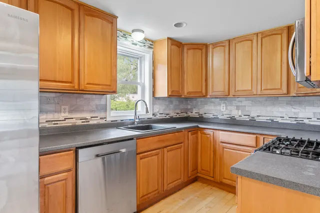 $369,000 | 1121 River Avenue, Gardiner, ME 04345