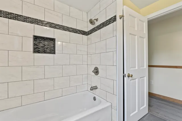 $369,000 | 1121 River Avenue, Gardiner, ME 04345