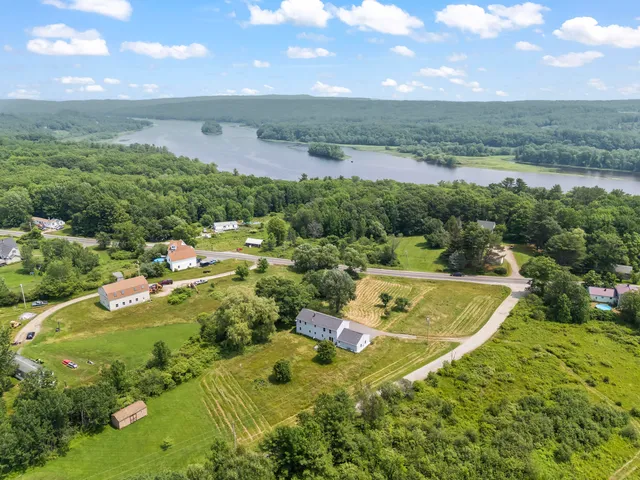 $369,000 | 1121 River Avenue, Gardiner, ME 04345