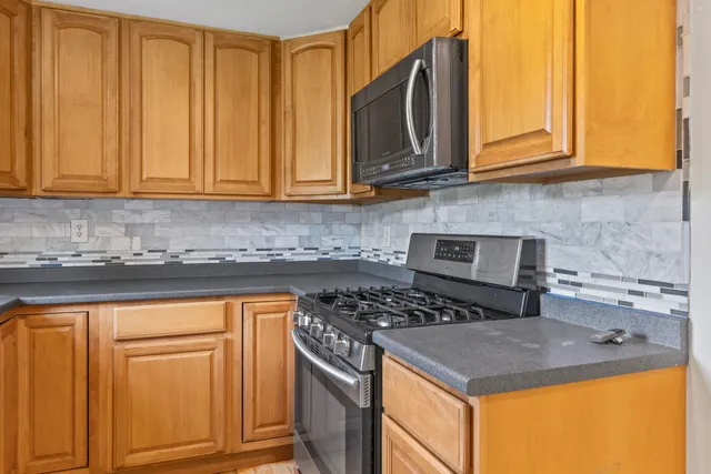 $369,000 | 1121 River Avenue, Gardiner, ME 04345