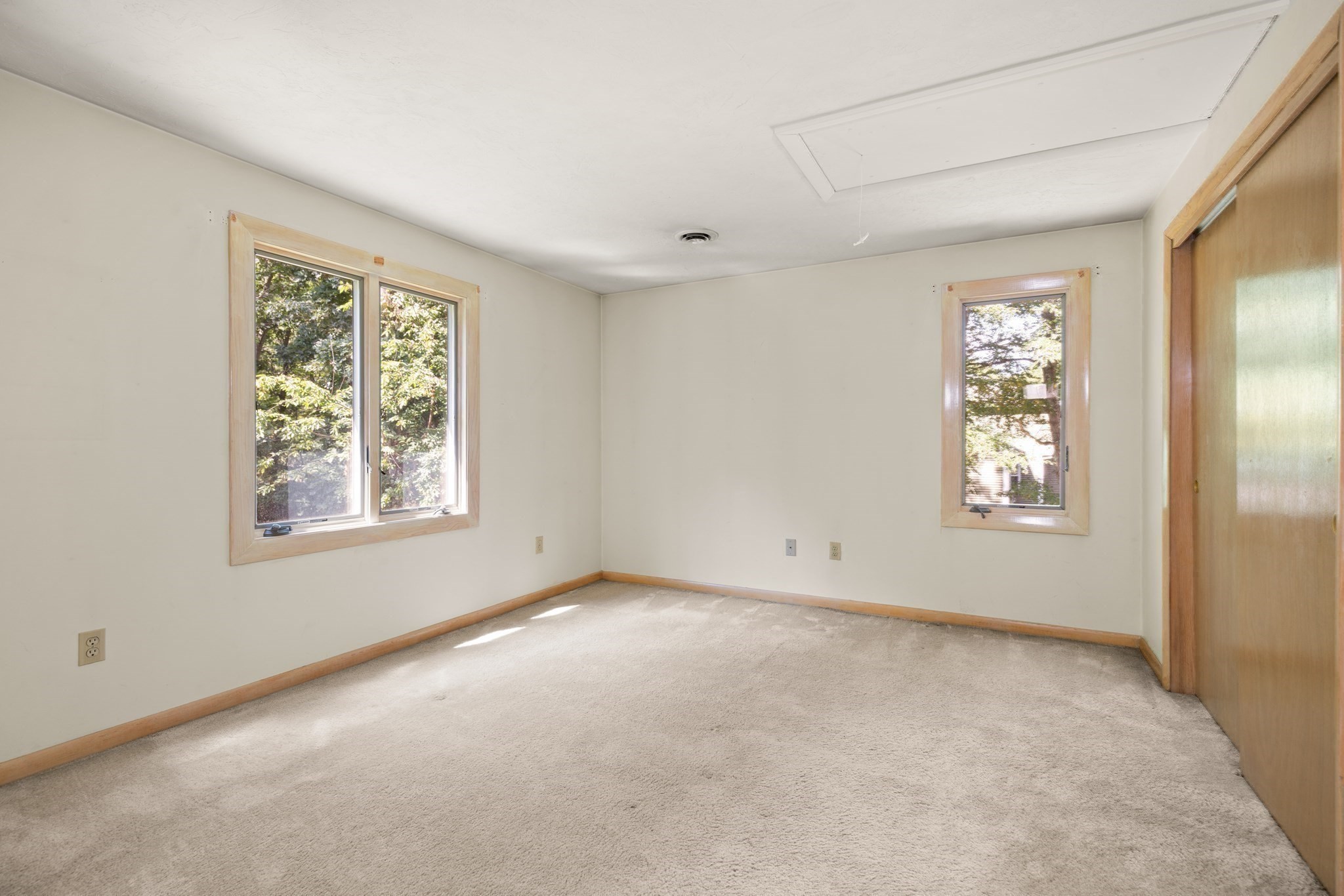 109 Hampton Road Sharon, MA 02067 - Photo 26 of 30 Gallery Image 26