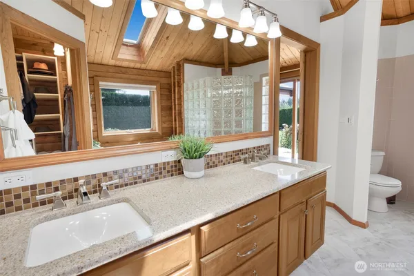 $1,369,000 | 22919 Southeast 438th Street, Enumclaw, WA 98022