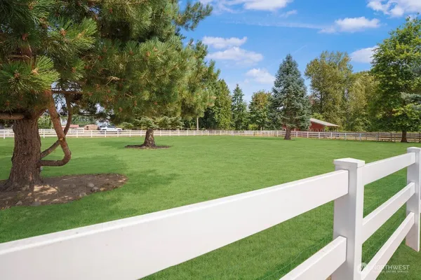 $1,369,000 | 22919 Southeast 438th Street, Enumclaw, WA 98022