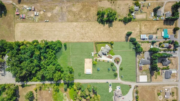 $1,369,000 | 22919 Southeast 438th Street, Enumclaw, WA 98022