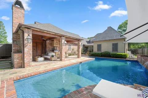 $1,000,000 | 15236 Campanile Court, Baton Rouge, LA 70810