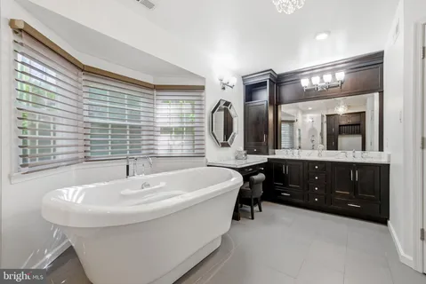 $869,900 | 110 Bunning Drive, Voorhees, NJ 08043