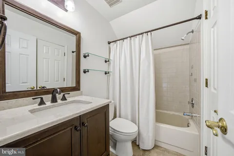 $869,900 | 110 Bunning Drive, Voorhees, NJ 08043
