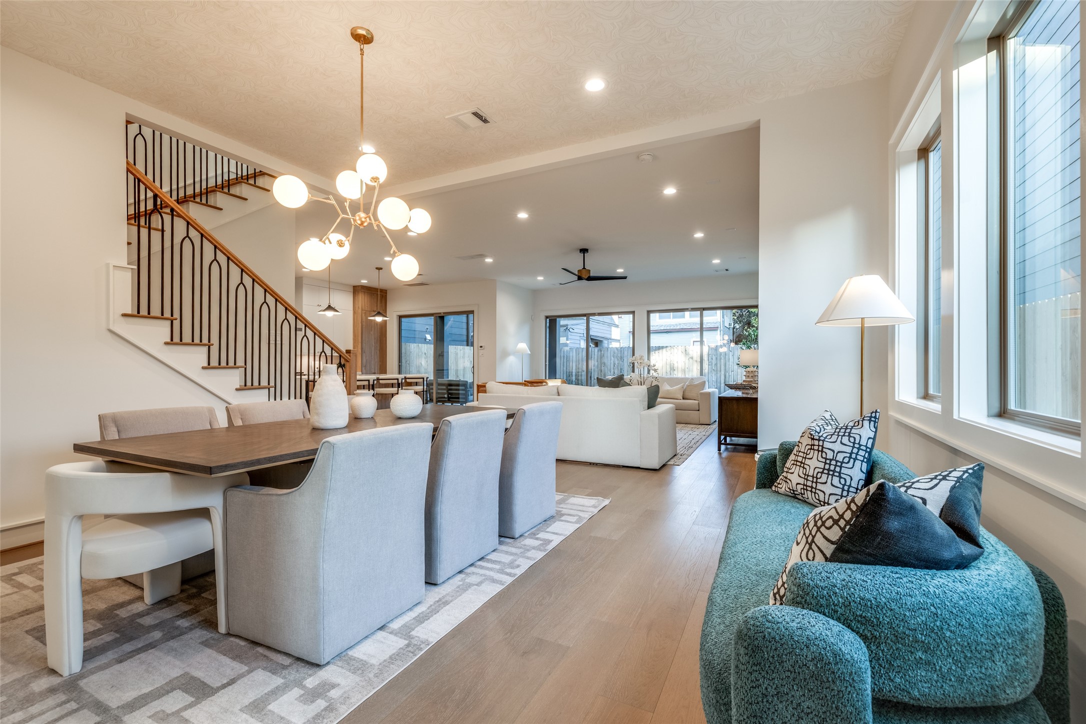 1601 Vermont Street Houston, TX 77006 - Photo 16 of 49 * Est Comp 07/31/26 *
* PHOTO OF MODEL HOME * SELECTIONS MAY VARY * PHOTOS MAY SHOW A SIMILAR FLOOR PLAN AND/OR UPGRADED/ALTERNATIVE FINISHES * Please use these photos as a guide ONLY *