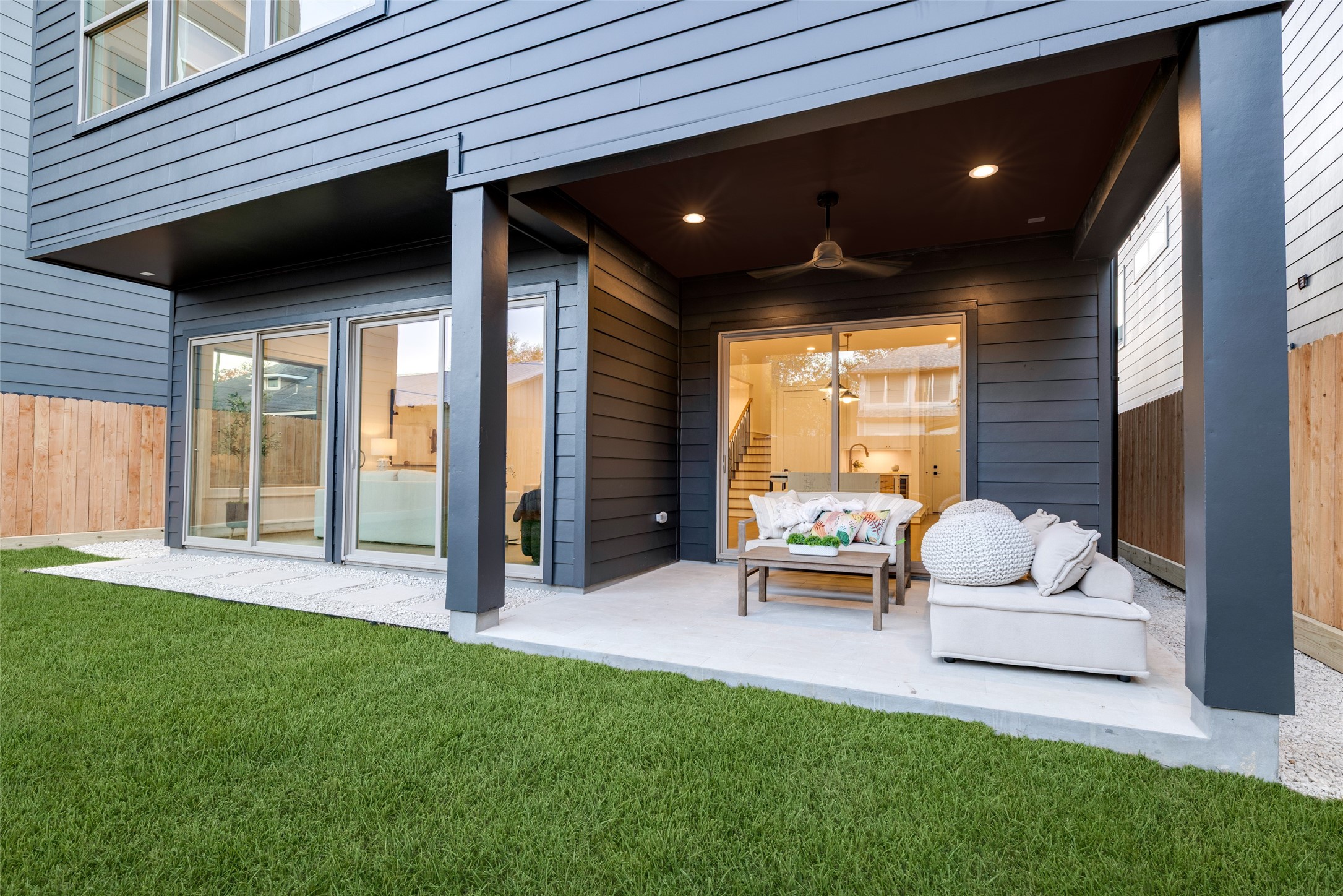 1601 Vermont Street Houston, TX 77006 - Photo 49 of 49 * Est Comp 07/31/26 *
* PHOTO OF MODEL HOME * SELECTIONS MAY VARY * PHOTOS MAY SHOW A SIMILAR FLOOR PLAN AND/OR UPGRADED/ALTERNATIVE FINISHES * Please use these photos as a guide ONLY *