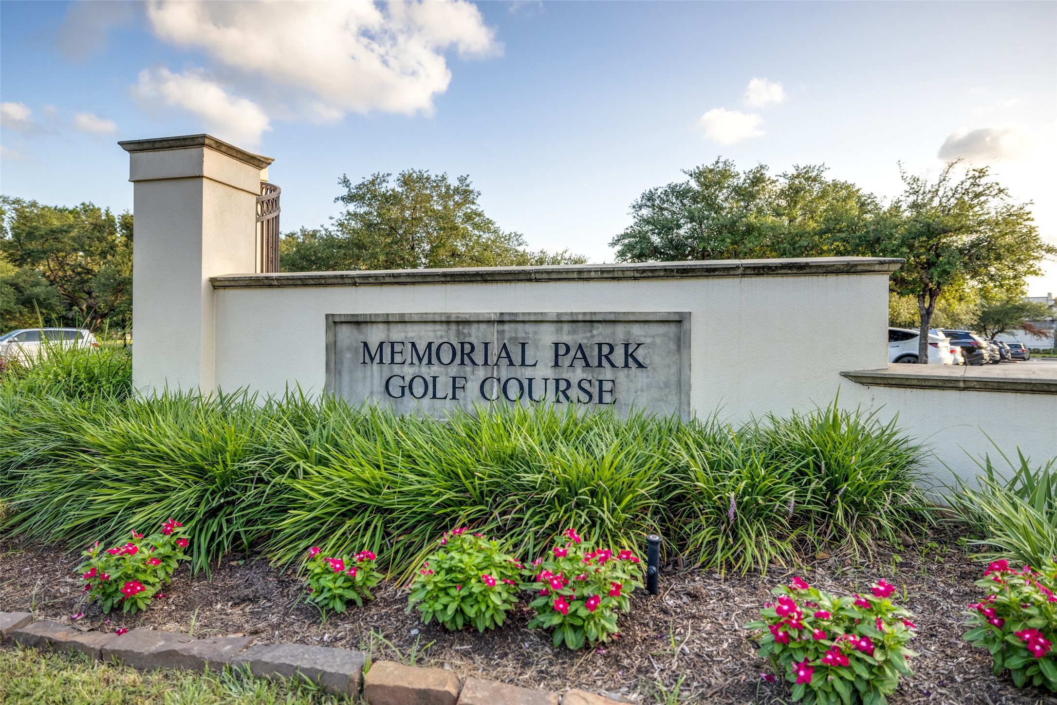 1601 Vermont Street Houston, TX 77006 - Photo 5 of 49 a sign on the side of a building