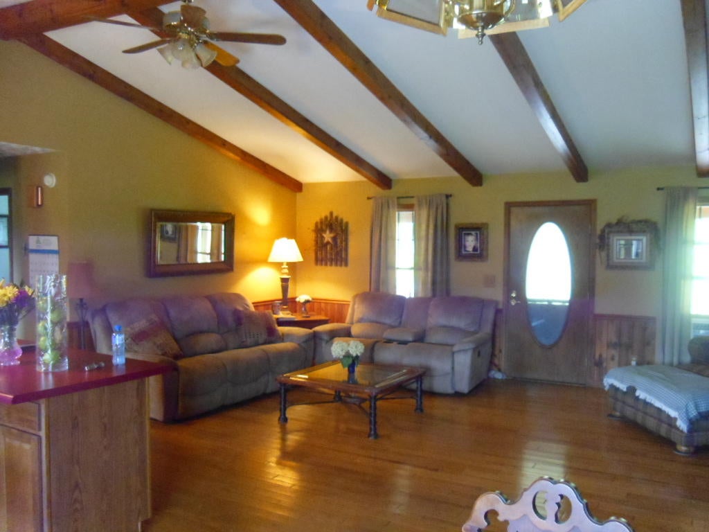 1475 Leonard Long Road Renick, WV 24966 - Photo 14 of 37 Gallery Image 14