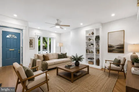 $879,900 | 823 North 22nd Street, Philadelphia, PA 19130