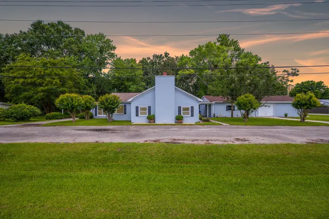 $340,000 | 2164 North N Highway, Bonneau, SC 29431