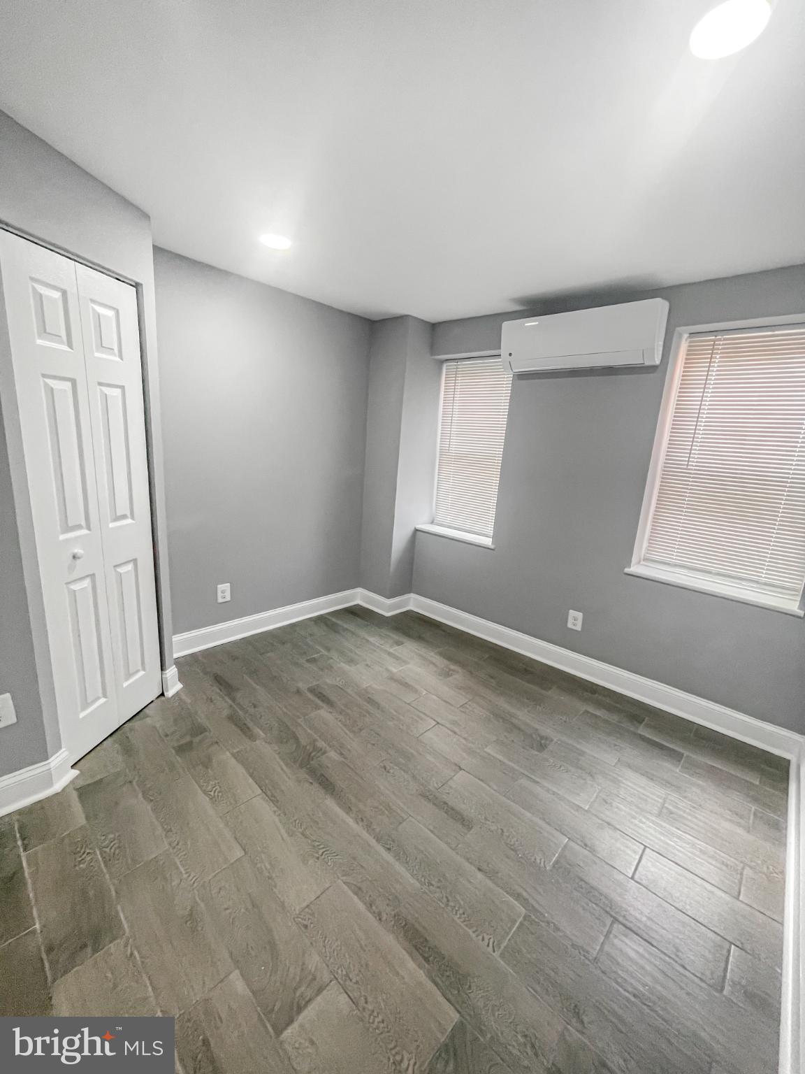 1434 Light Street Baltimore, MD 21230 - Photo 18 of 20 an empty room with windows