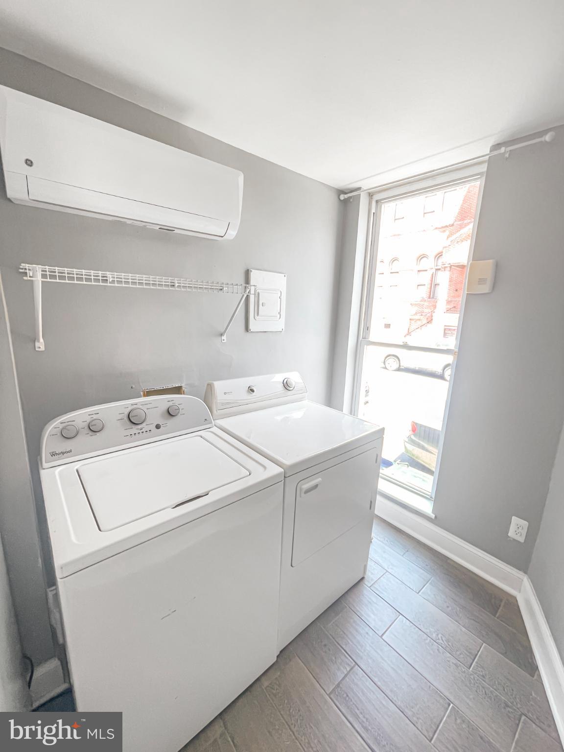 1434 Light Street Baltimore, MD 21230 - Photo 9 of 20 a utility room with dryer and washer