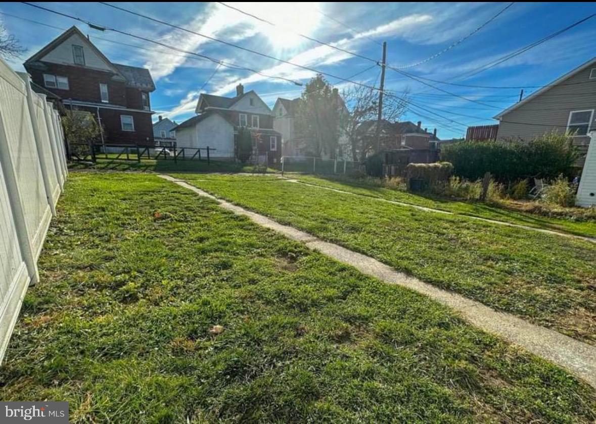 132 Arch Street Cumberland, MD 21502 - Photo 10 of 10 a view of a yard with plants