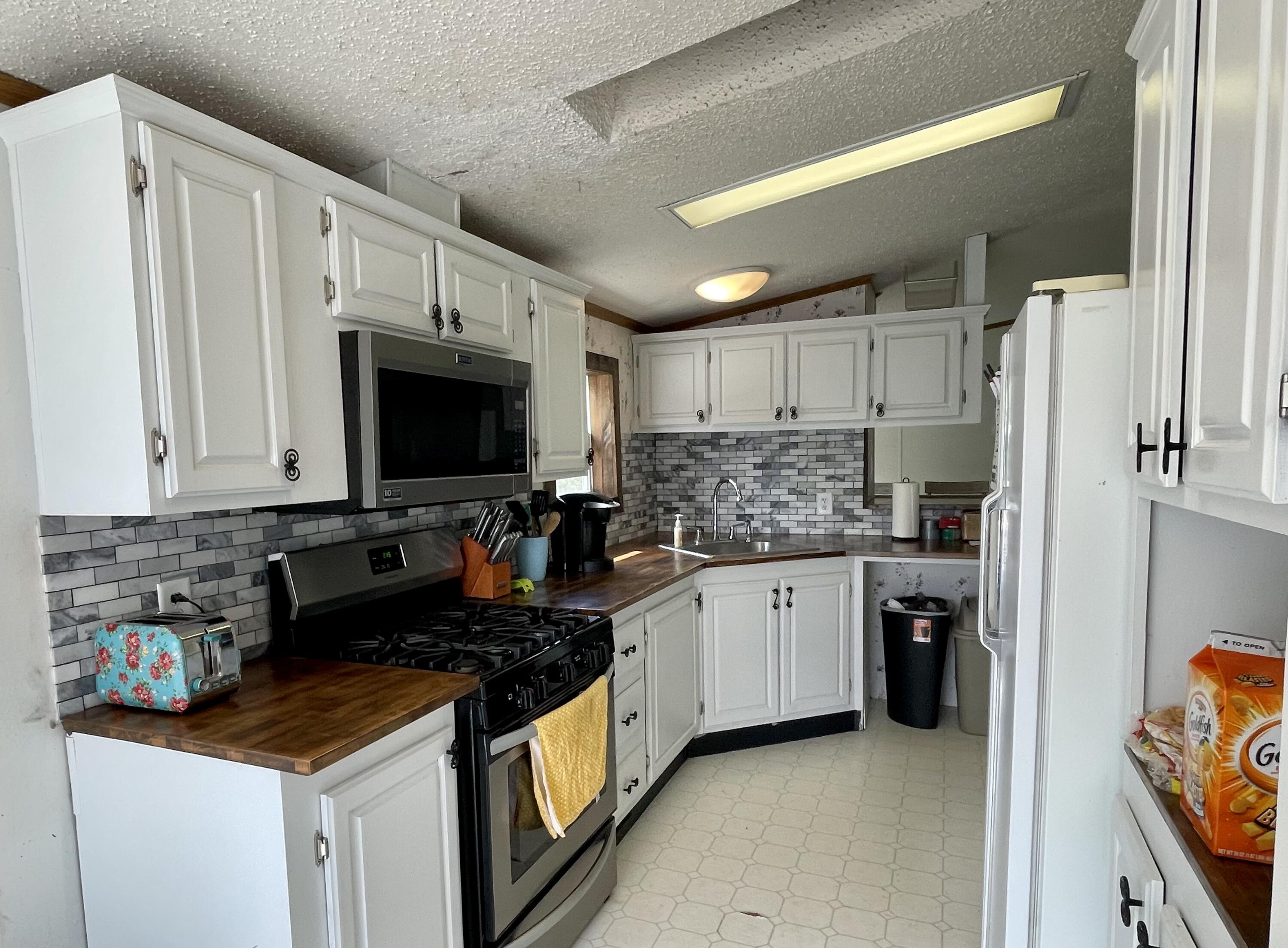 18255 9 Mile Road Reed City, MI 49677 - Photo 10 of 45 39DCE435-0532-468E-8A12-0FDD9422A6CB