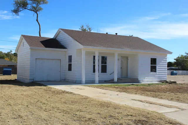 $118,000 | 718 Avenue K, Hereford, TX 79045
