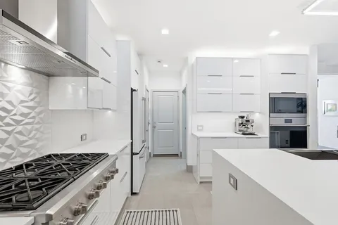 $799,000 | 512 Highwood Trail, Lewisville, TX 75056