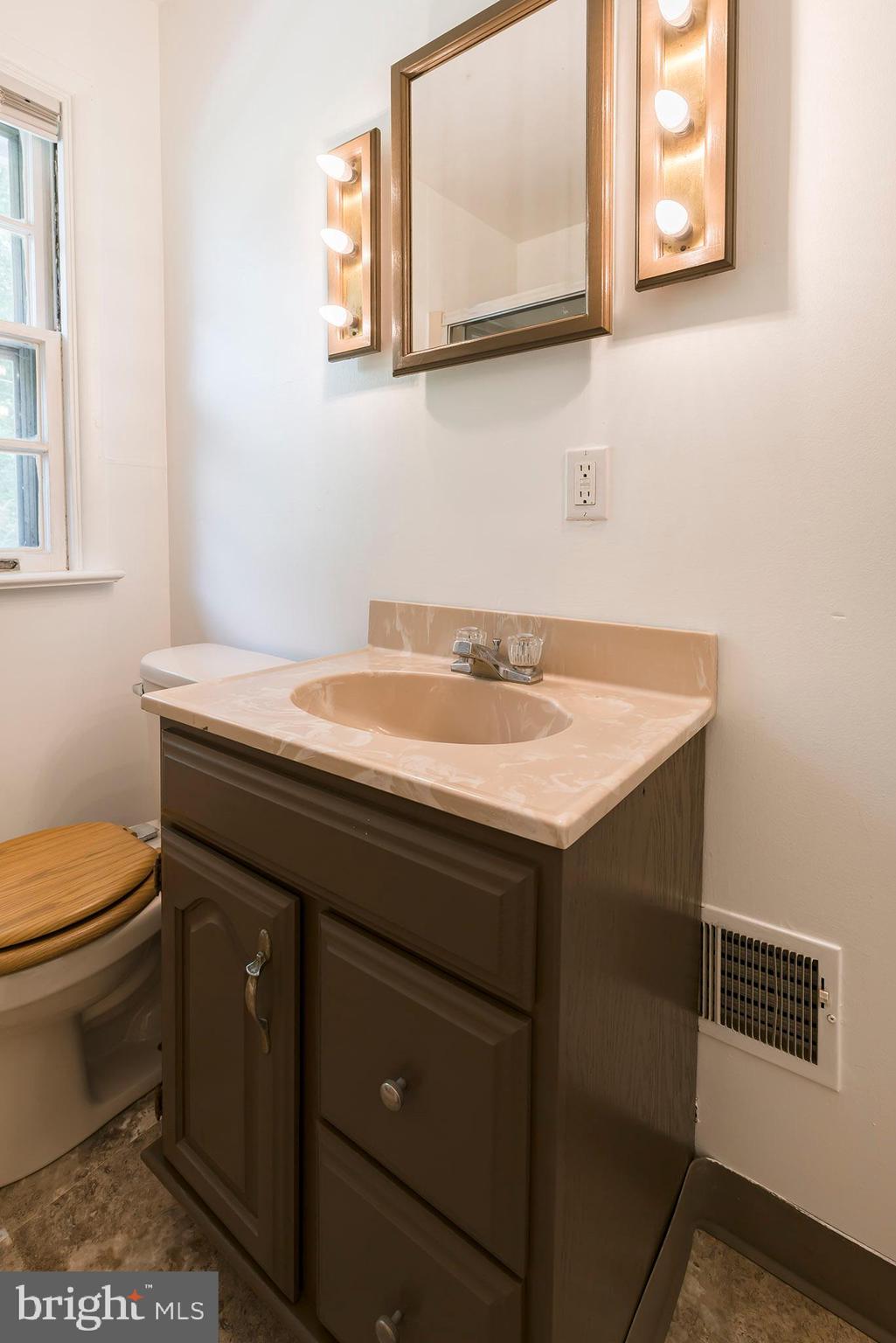 1046 Prospect Road Columbia, PA 17512 - Photo 26 of 41 Gallery Image 26