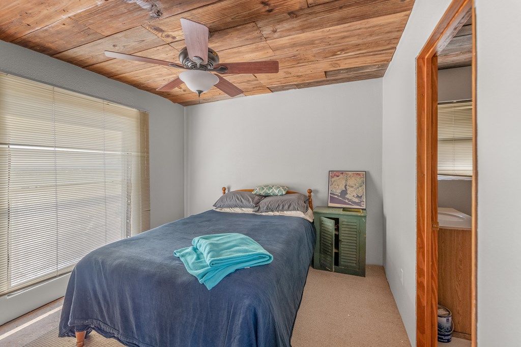 677 Kahn Drive Rio Frio, TX 78879 - Photo 8 of 32