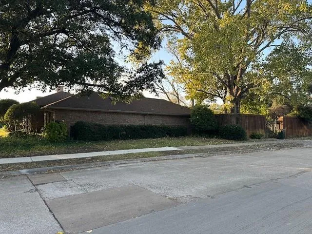 $399,999 | 3609 Wandering Trail, Plano, TX 75075