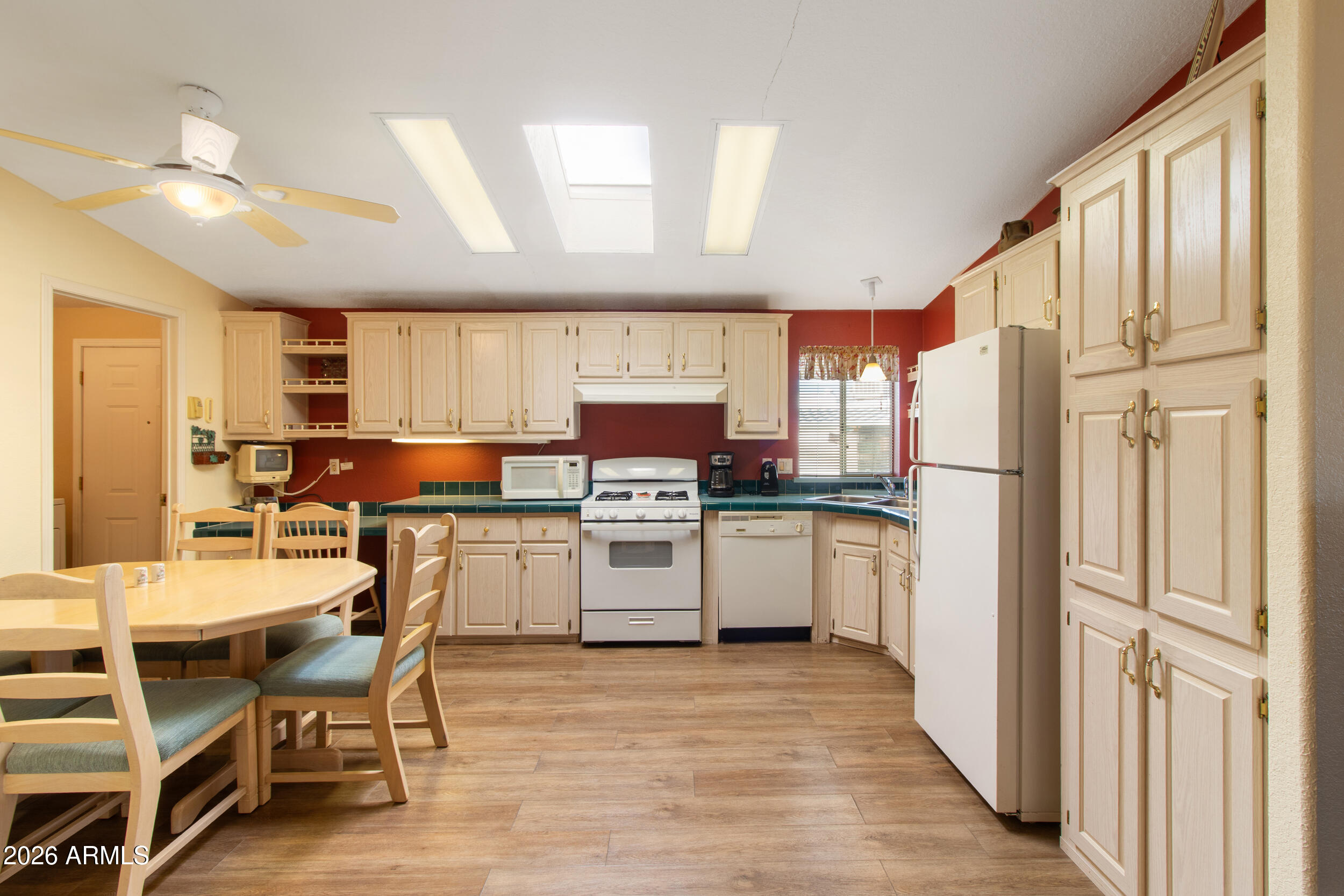 701 South Dobson Road, Unit 341 Mesa, AZ 85202 - Photo 7 of 69 IMG_0231