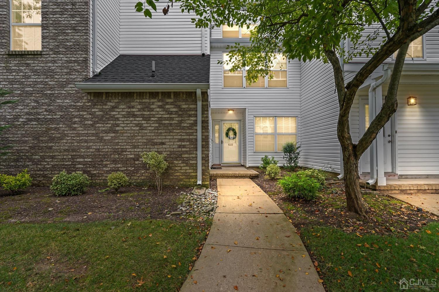 909 Plymouth Road North Brunswick, NJ 08902 - Photo 1 of 37 Gallery Image 1