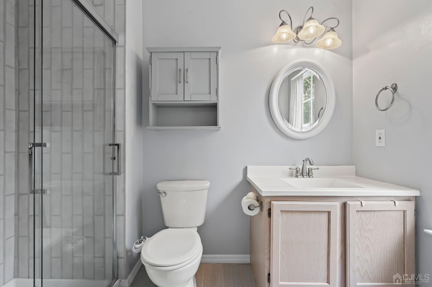 909 Plymouth Road North Brunswick, NJ 08902 - Photo 19 of 37 Gallery Image 19