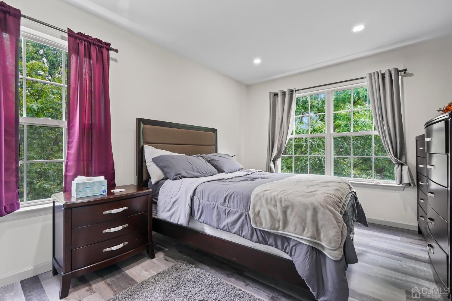 909 Plymouth Road North Brunswick, NJ 08902 - Photo 20 of 37 Gallery Image 20