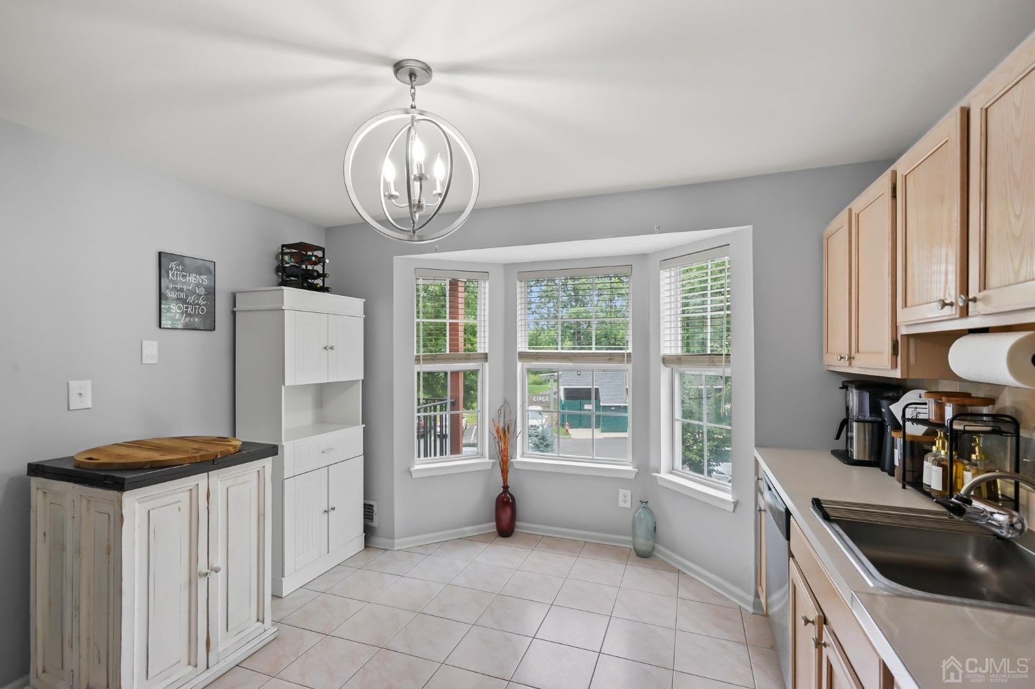 909 Plymouth Road North Brunswick, NJ 08902 - Photo 9 of 37 Gallery Image 9