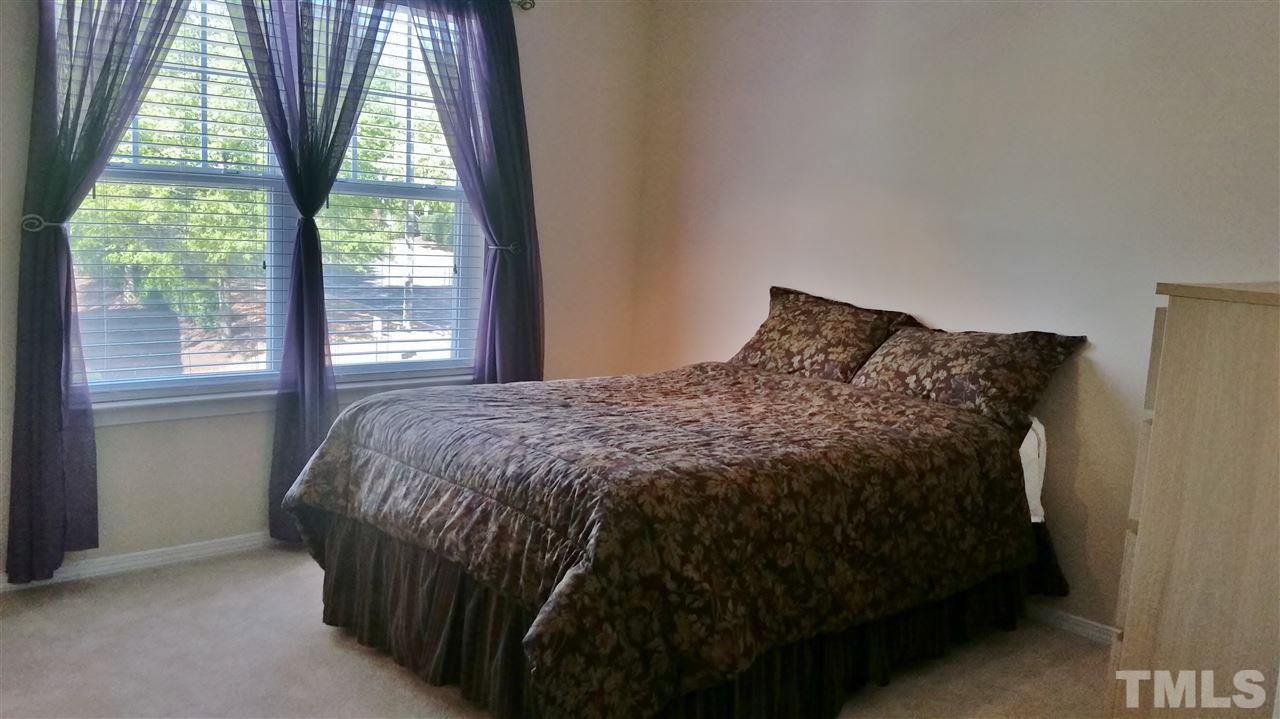 8406 Stoneyard Place Raleigh, NC 27613 - Photo 17 of 20 Gallery Image 17