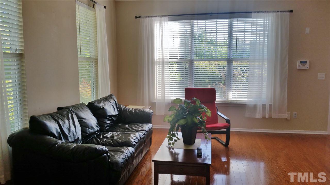 8406 Stoneyard Place Raleigh, NC 27613 - Photo 4 of 20 Gallery Image 4