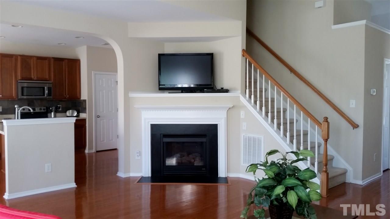 8406 Stoneyard Place Raleigh, NC 27613 - Photo 7 of 20 Gallery Image 7